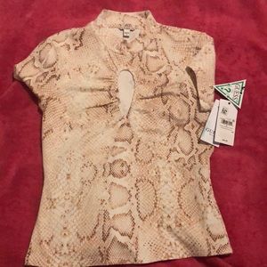 Hip stylish cap sleeve top